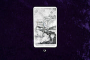 Crystal Keys Tarot: 78 Cards & 176-Page Full-Color Guidebook