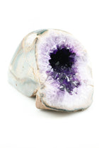 Amethyst Geode: The Cave