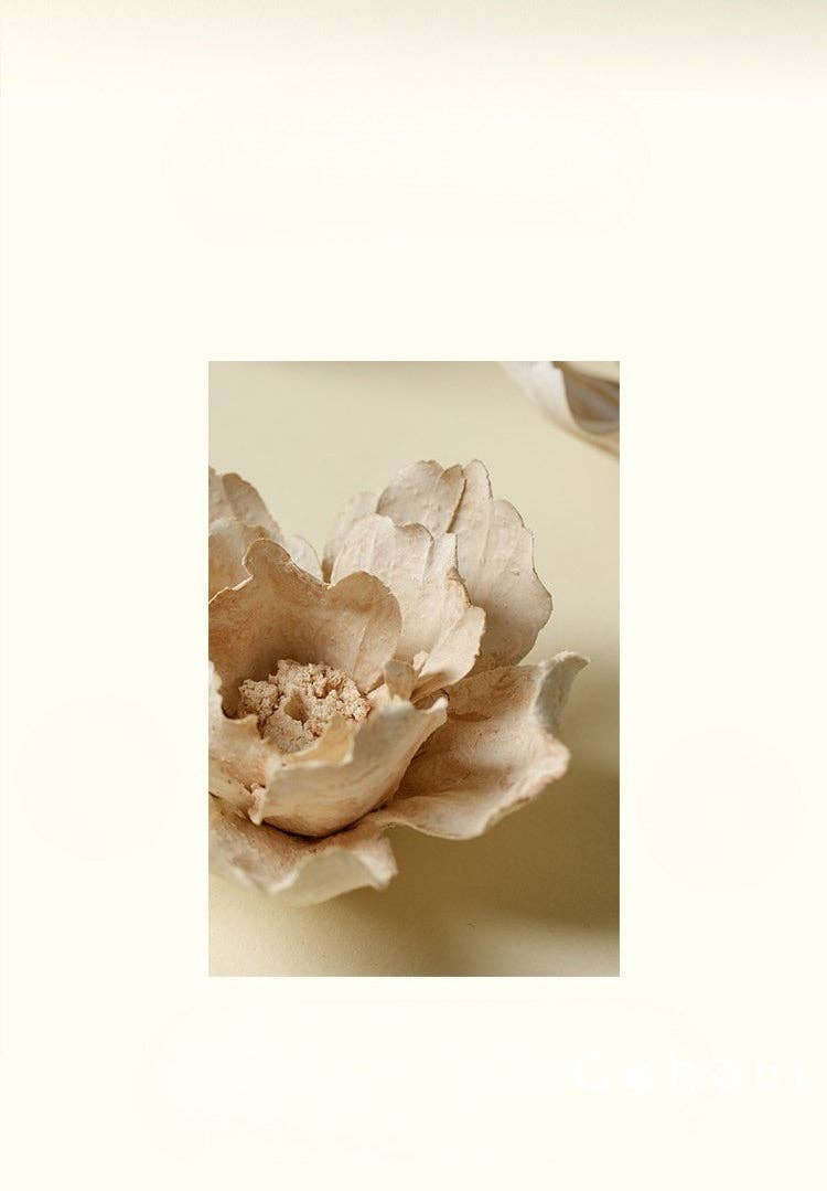 Gohobi Handmade Floral Incense Holder 001 - Lily: Striped Brown